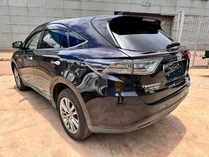 Picture of Toyota Harrier 2014