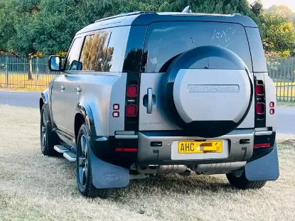 Picture of Land Rover Defender 2024