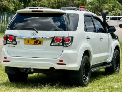 Picture of Toyota Fortuner 2015