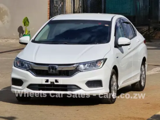 Picture of Honda Grace 2018