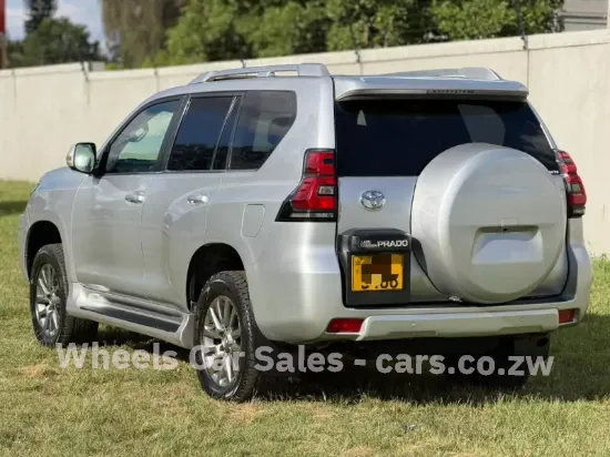 Picture of Toyota Prado 2018