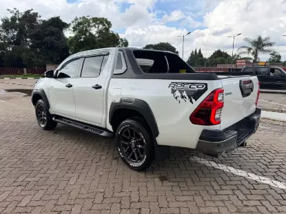 Picture of Toyota Hilux 2022