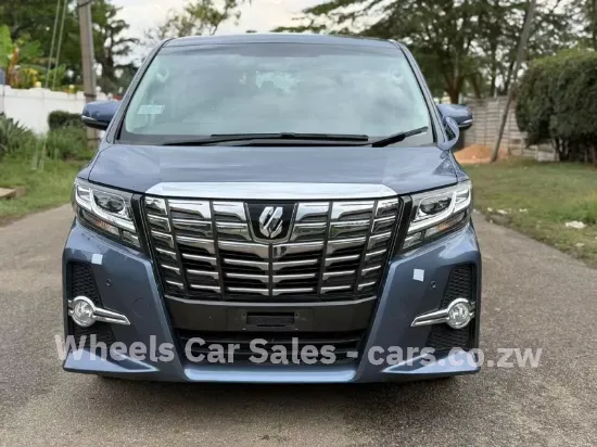 Picture of Toyota Alphard 2017