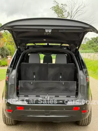 Picture of Land Rover Discovery 2024