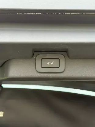 Picture of Land Rover Discovery 2024