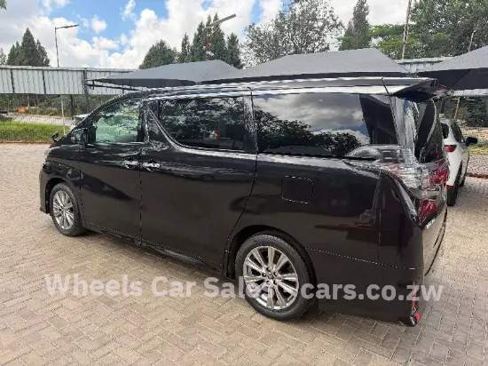 Picture of Toyota Vellfire 2017