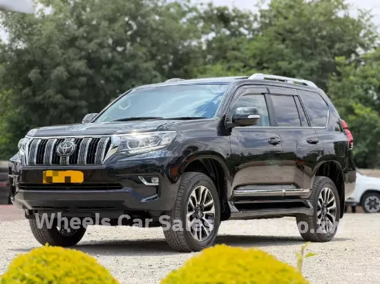 Picture of Toyota Prado 2022
