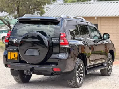 Picture of Toyota Prado 2022