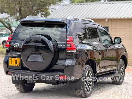 Picture of Toyota Prado 2022