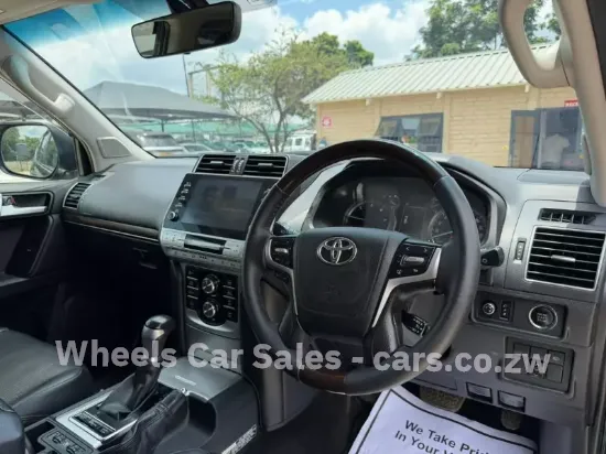Picture of Toyota Prado 2022
