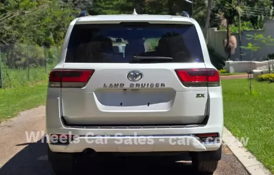 Picture of Toyota Land Cruiser 2024