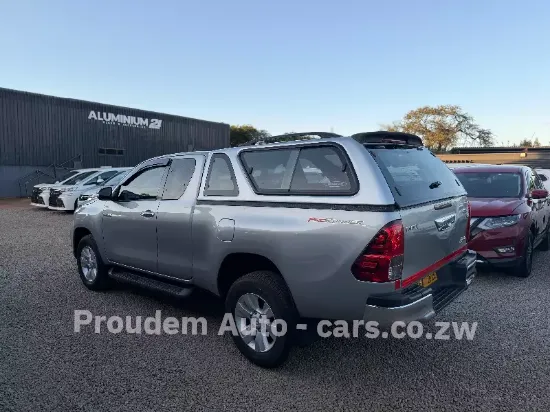 Picture of Toyota Hilux 2017