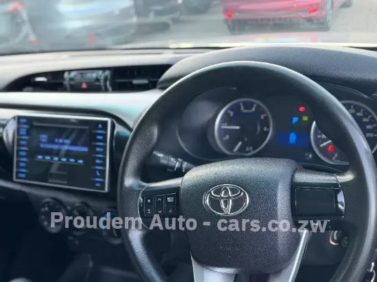 Picture of Toyota Hilux 2017