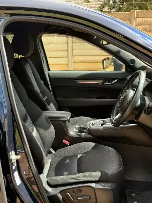 Picture of Mazda CX8 2017
