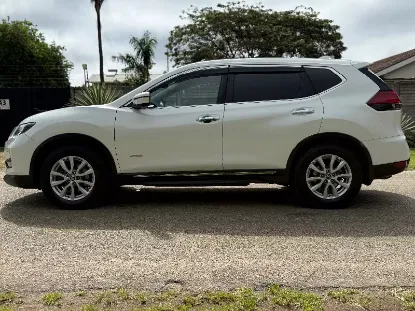 Picture of Nissan X-Trail 2020
