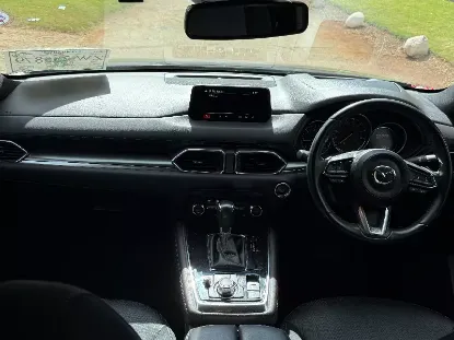 Picture of Mazda CX8 2017