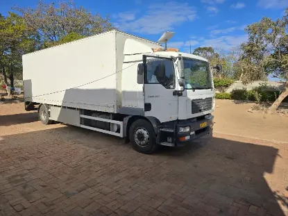 Picture of CLOSED SECURED BOXED TRUCKS Transporters and Logistics