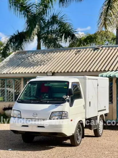 Picture of Mazda Bongo 2016