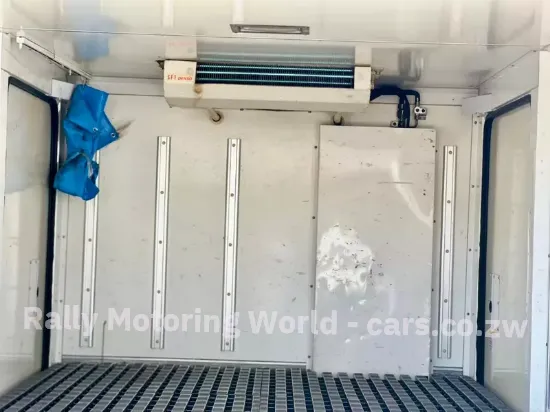 Picture of Mazda Bongo 2016