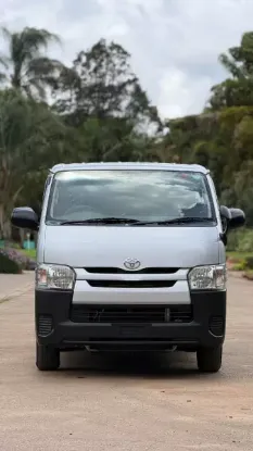 Picture of Toyota Quantum 2016