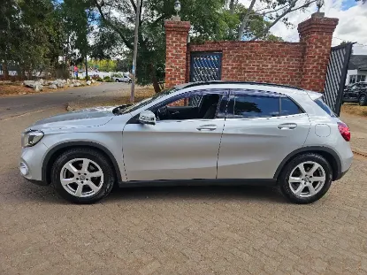 Picture of Mercedes Benz GLA 2017