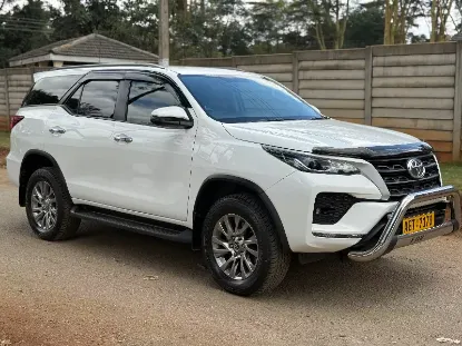 Picture of Toyota Fortuner 2021