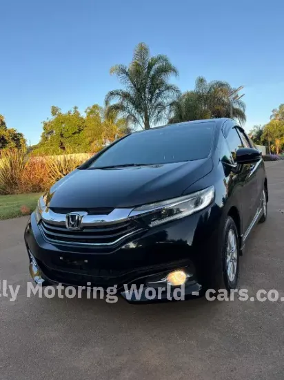 Picture of Honda Fit Shuttle 2016