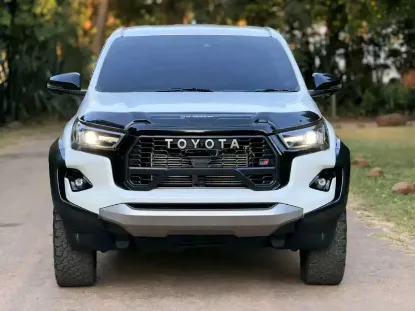 Picture of Toyota Hilux 2024