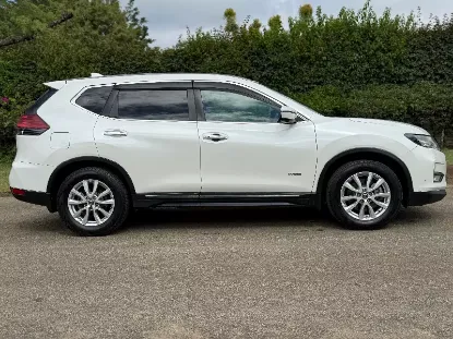 Picture of Nissan X-Trail 2020