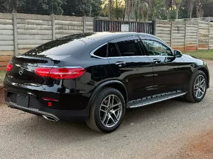 Picture of Mercedes Benz GLC 2017