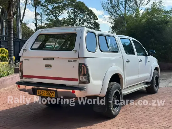 Picture of Toyota Hilux 2013