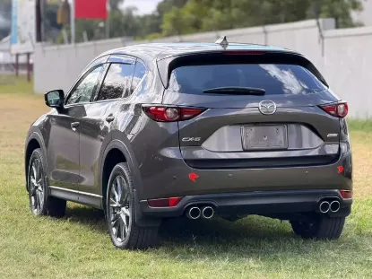 Picture of Mazda CX-5 2017