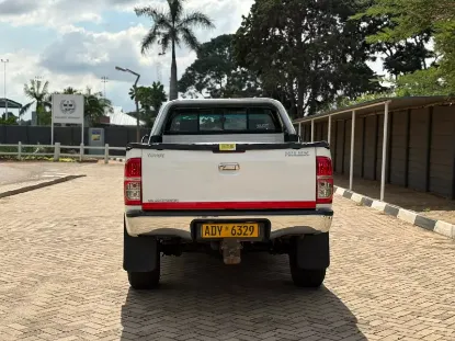 Picture of Toyota Hilux 2012