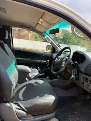 Picture of Toyota Hilux 2012