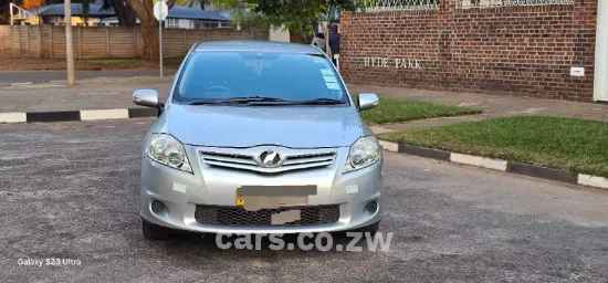 Picture of Toyota Auris 2012