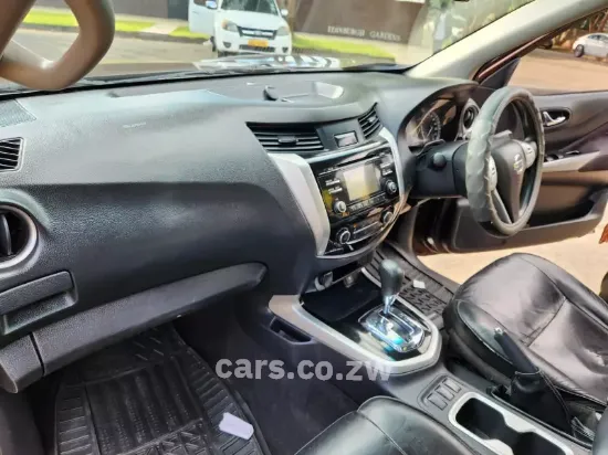 Picture of Nissan Navara 2017