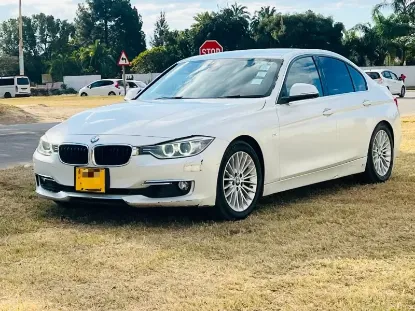 Picture of BMW 3 Series 2013