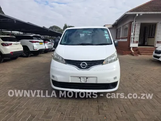 Picture of Nissan NV200 2016
