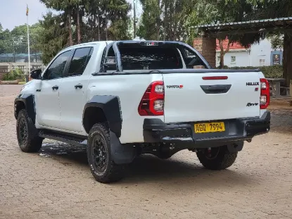 Picture of Toyota Hilux 2024