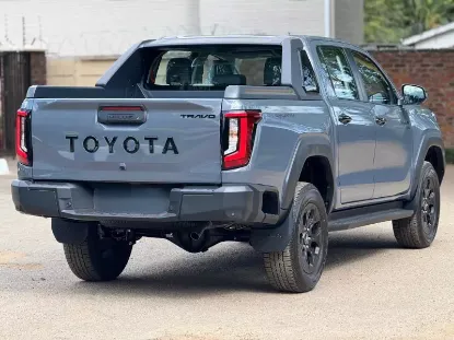 Picture of Toyota Hilux 2026