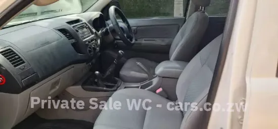 Picture of Toyota Hilux 2011