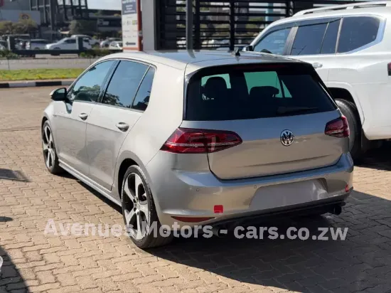 Picture of VW Golf 2016