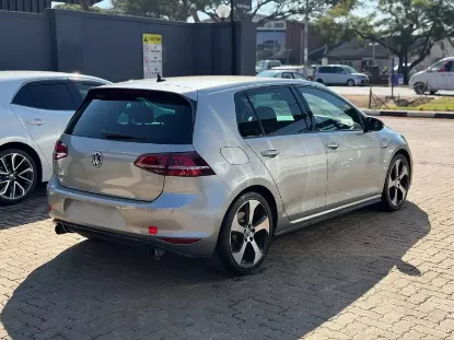 Picture of VW Golf 2016