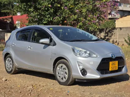 Picture of Toyota Aqua 2016