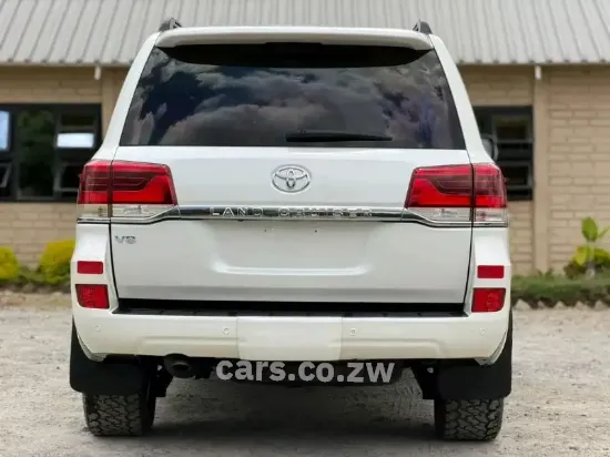 Picture of Toyota Land Cruiser 2019