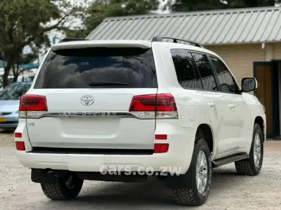 Picture of Toyota Land Cruiser 2019