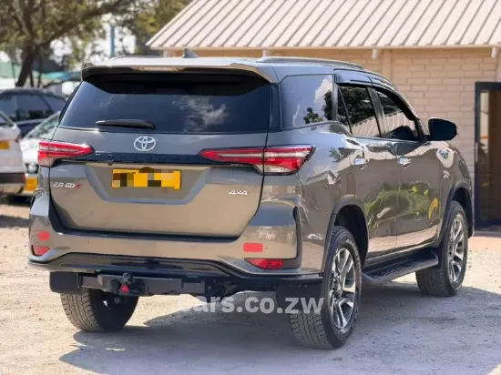 Picture of Toyota Fortuner 2024