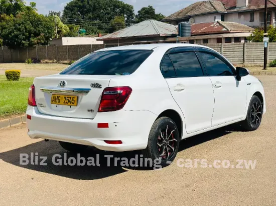 Picture of Toyota Axio 2016