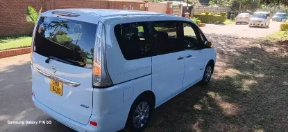 Picture of Nissan Serena 2016