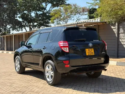 Picture of Toyota Rav4 2008